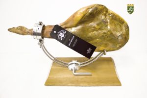 ALT="Jamon bodega RESERVA Lazaro Fernandez"